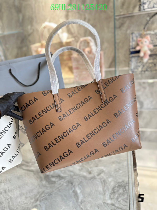 Amelia - BGA Bags - 1967