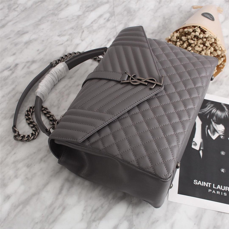 Amelia - YSL Bag - 2802