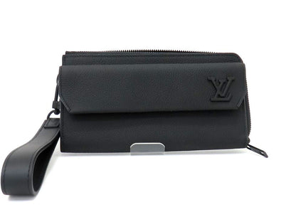 Louis Vuitton Aerogram Leather Zippy Wallet