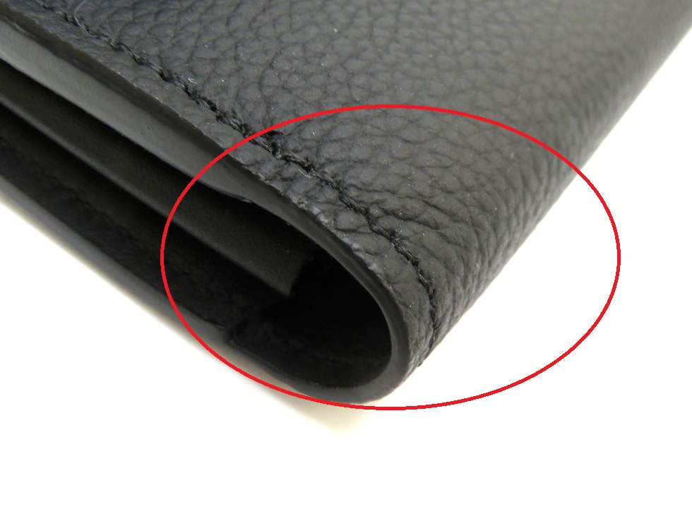 Louis Vuitton Aerogram Leather Zippy Wallet