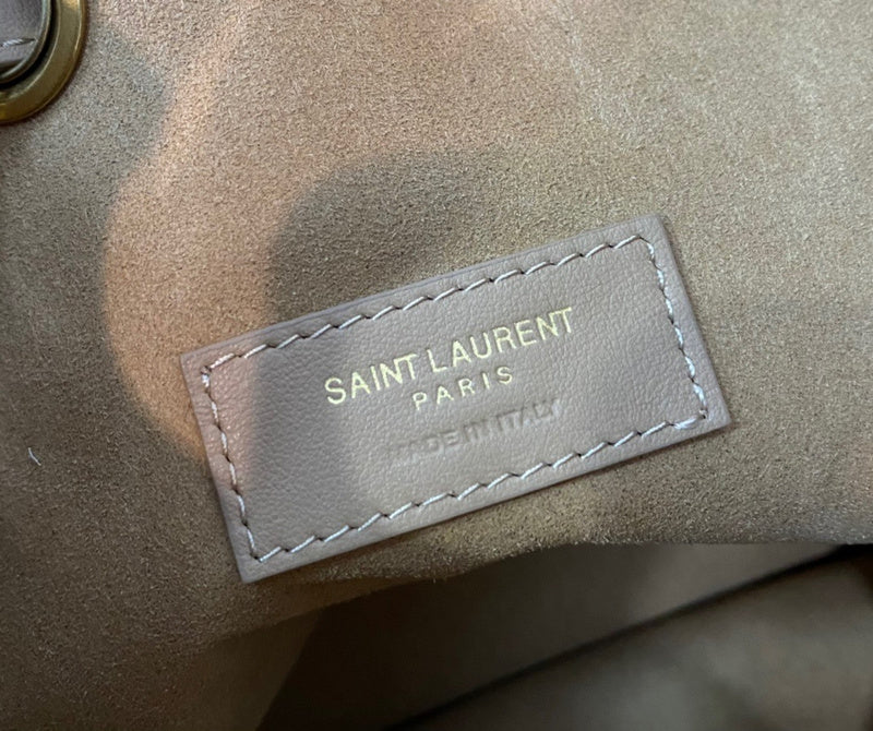 Amelia - YSL Bag - 2050