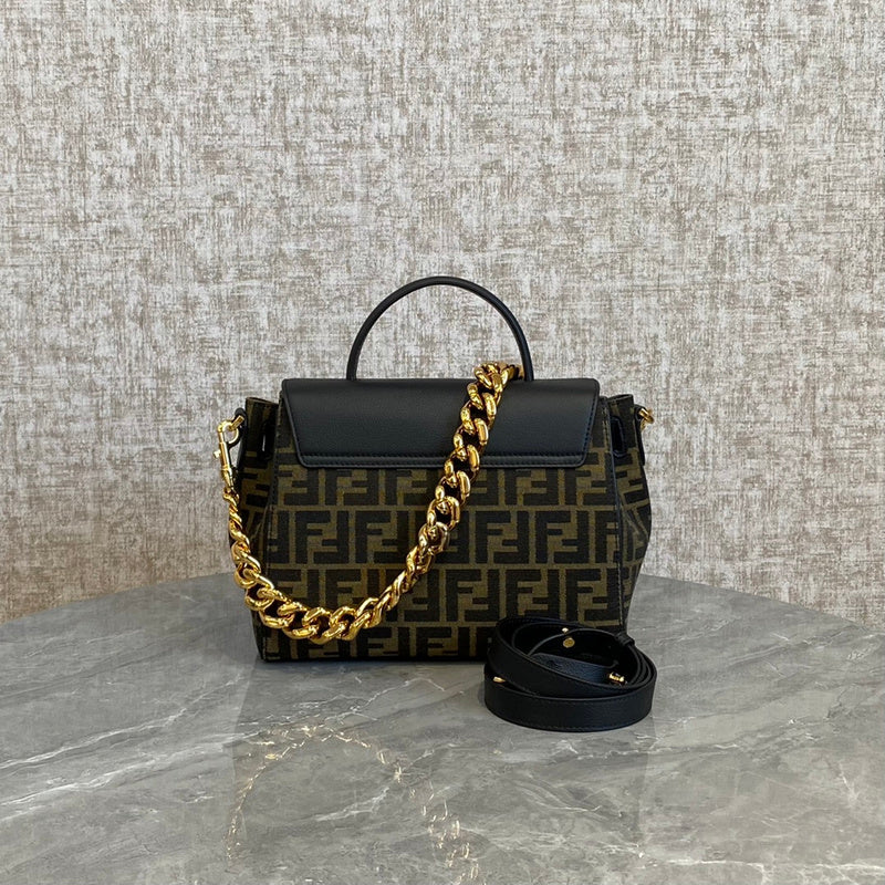 Amelia's Bag Gallery - VAR Bags - 060