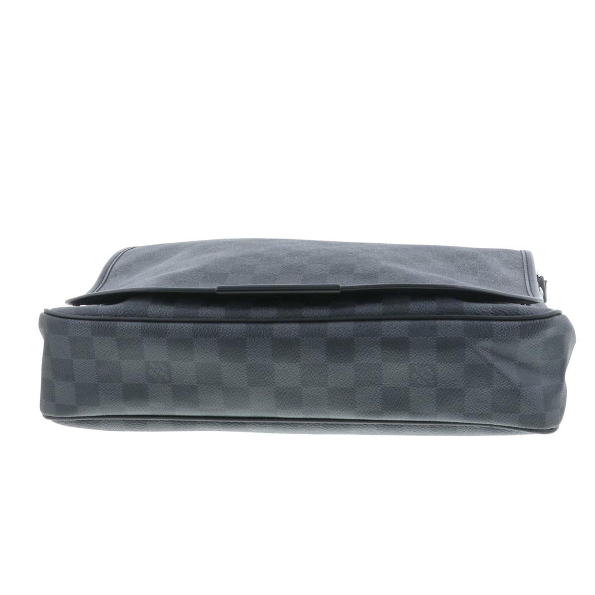 Louis Vuitton Daniel GM Damier Shoulder Bag