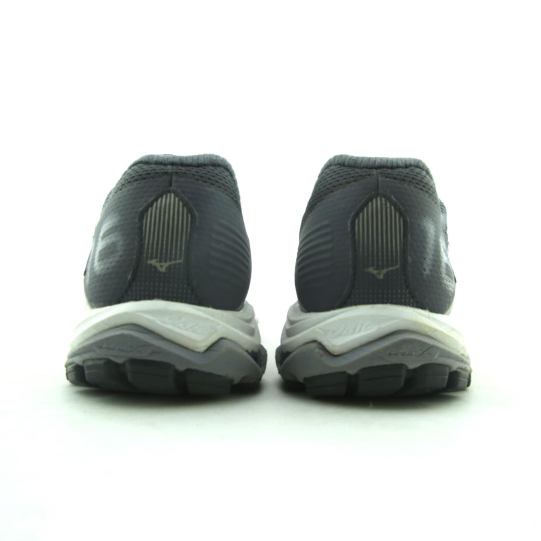MIZUNO WAVE INSPIRE 16