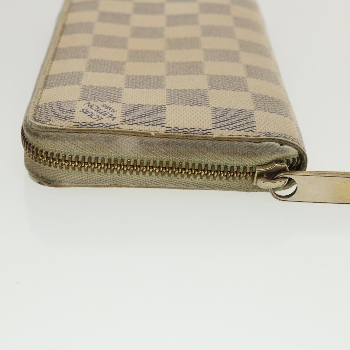 LOUIS VUITTON Zippy wallet