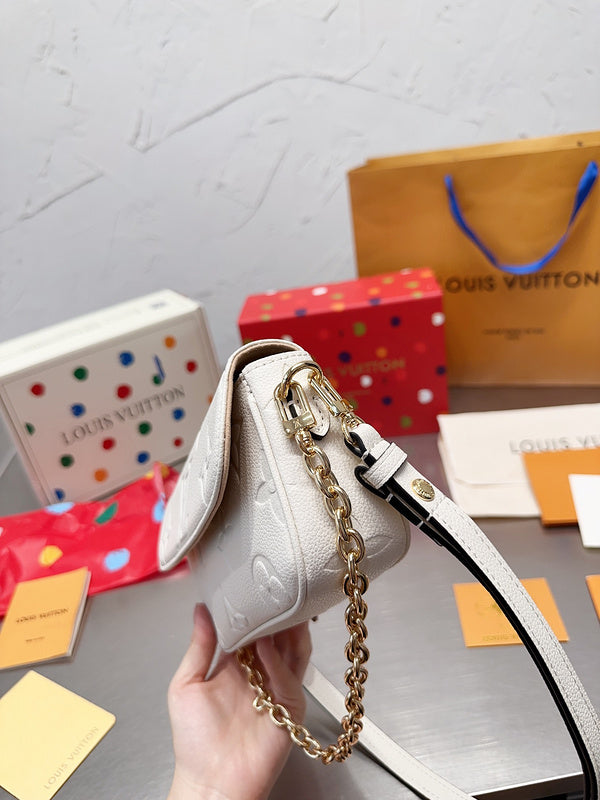 Amelia - LV Bags - 14397