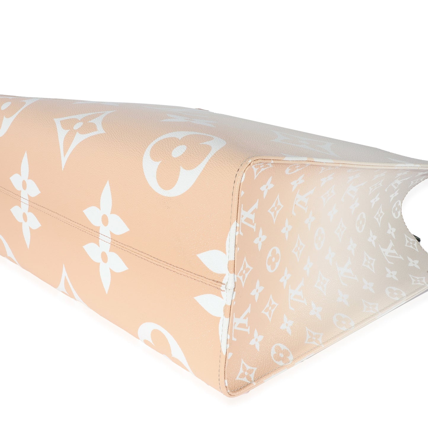 Louis Vuitton Louis Vuitton Canvas Monogram Giant By The Pool Onthego GM