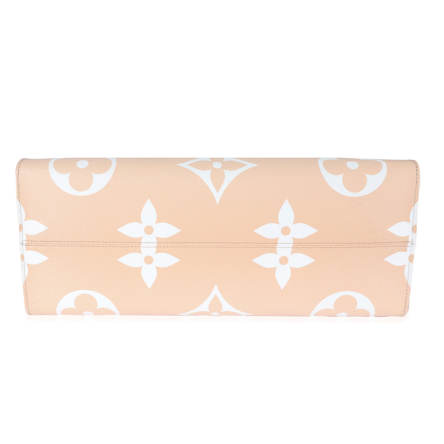 Louis Vuitton Louis Vuitton Canvas Monogram Giant By The Pool Onthego GM