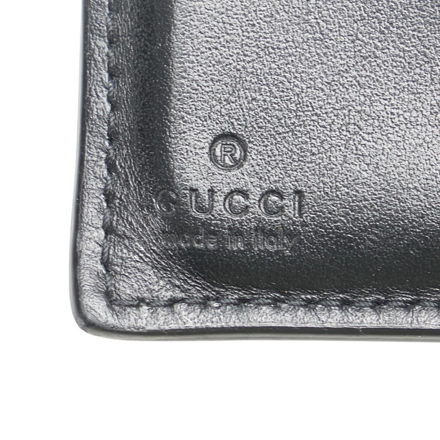 Gucci Logo Print