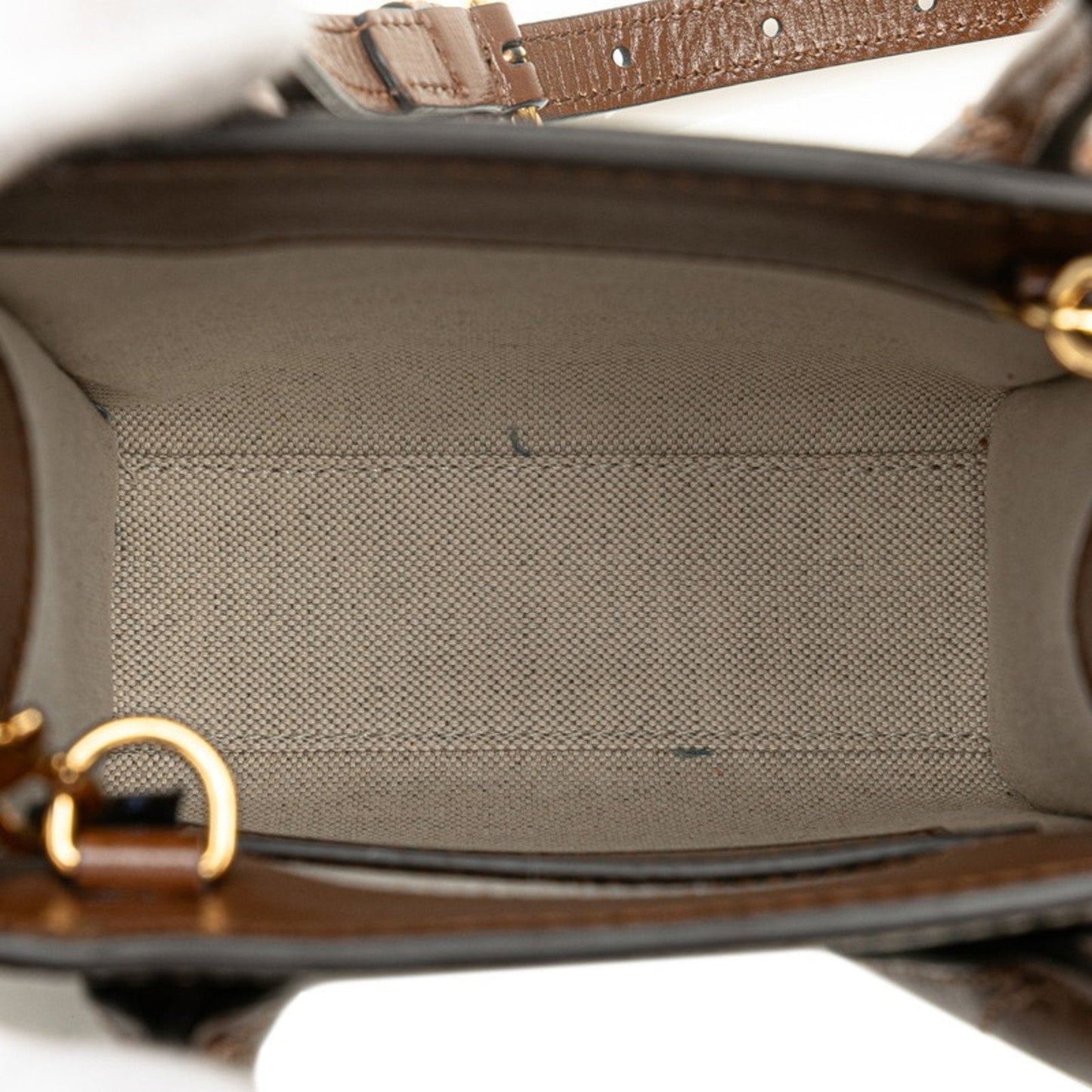 Gucci Interlocking G
