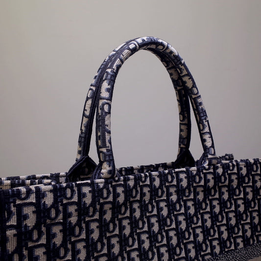 DIR1286 Book Tote big size 36.5cm 41.5cm Oblique Embroidery blue