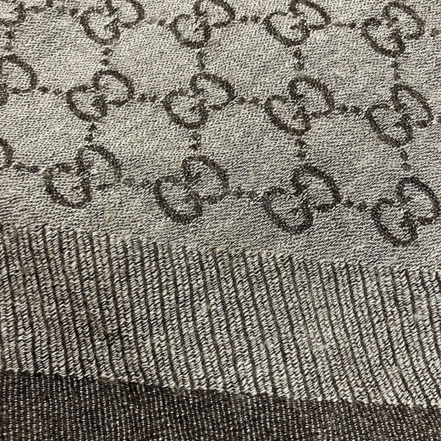 Gucci GG Signature