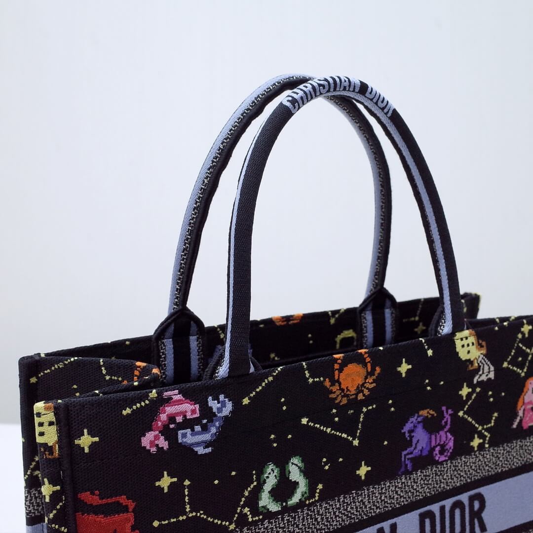 DIR1286 Medium Book Tote Constellation black red