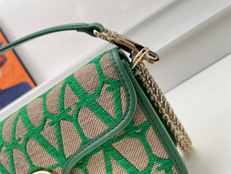 VAL LUXURY BAGS - FOR FASHION LOVERS  AFFORDABLE LUXURY BAGS- 159