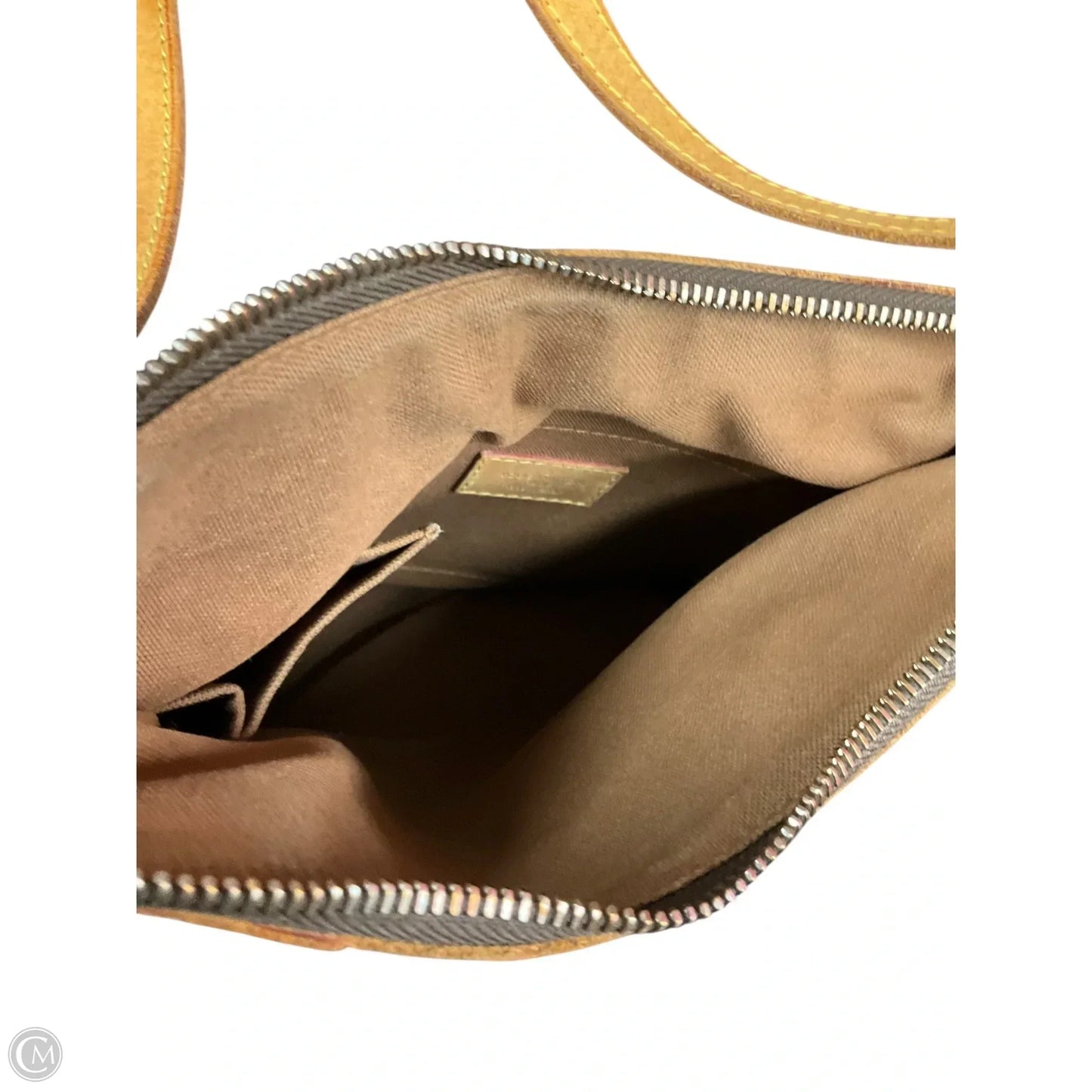 Crossbody Luxury Designer By Louis Vuitton, Size: Medium