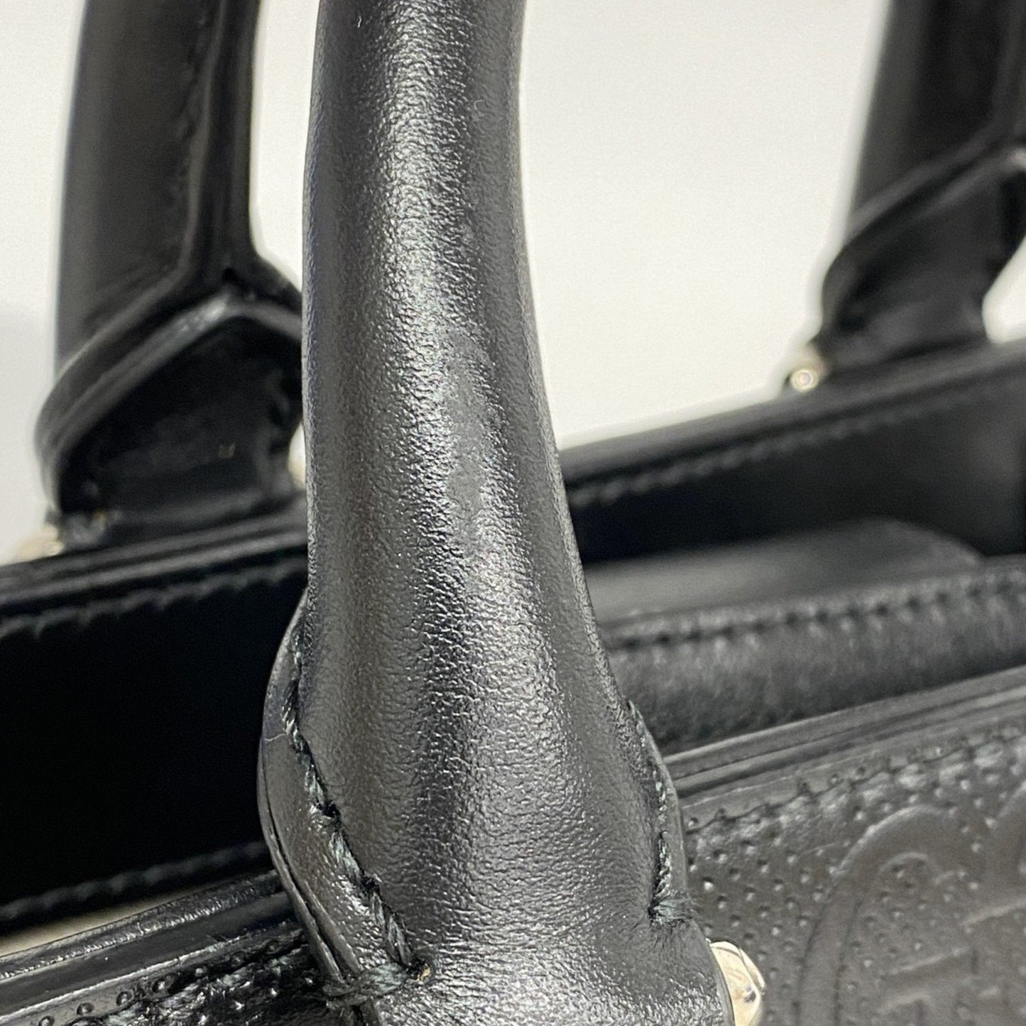 Gucci GG pattern