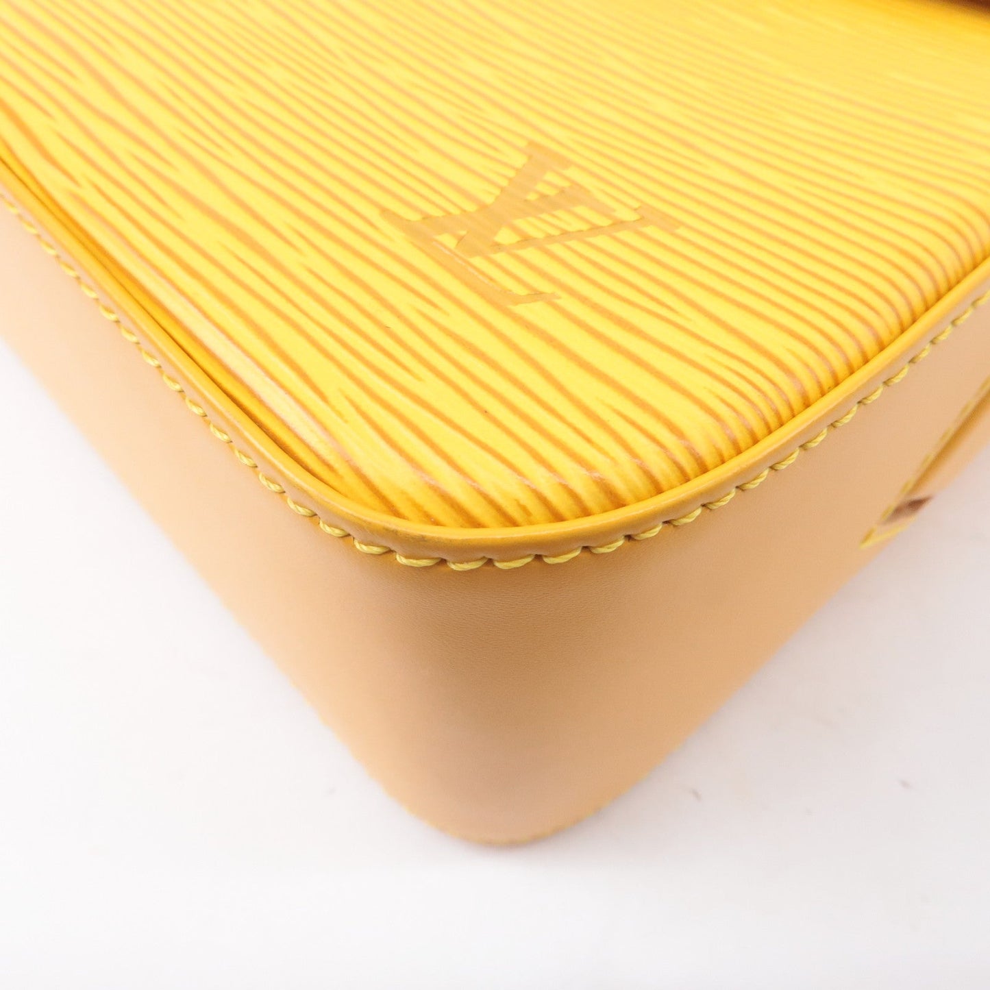 Louis Vuitton Epi Buci Shoulder Bag Tassili Yellow M52209