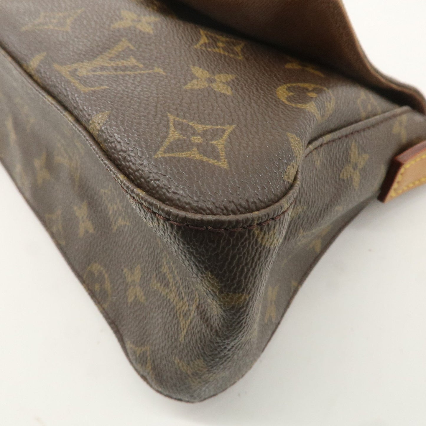 Louis Vuitton Monogram Mini Looping Shoulder Bag Hand Bag M51147