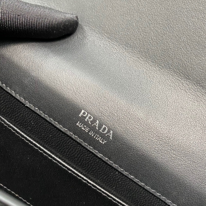 Amelia- PRDA  LUXURY BAGS - 680