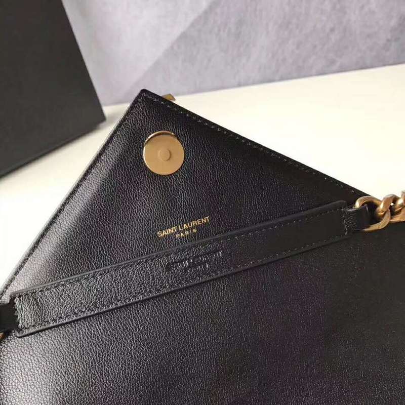 Amelia - YSL Bag - 2661