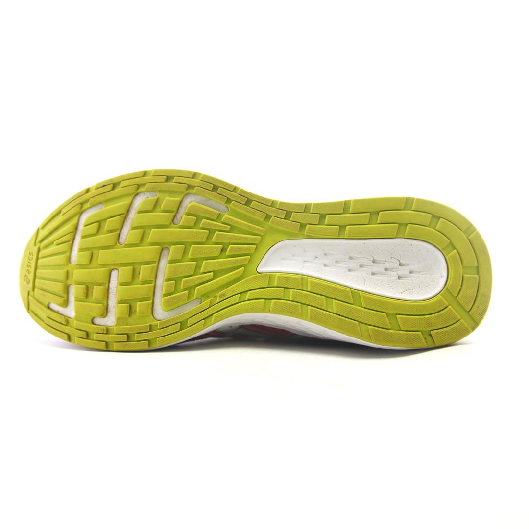 ASICS IKAIA 8