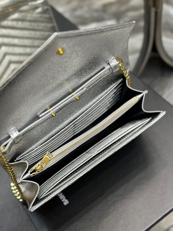 Amelia - YSL Bag - 1920