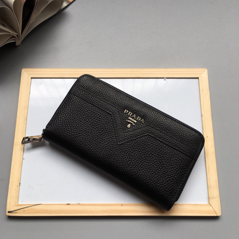 Barnes-Bags - Prada Bags - 787