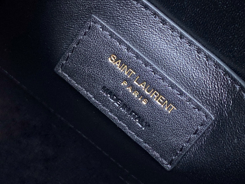 Amelia - YSL Bag - 4186