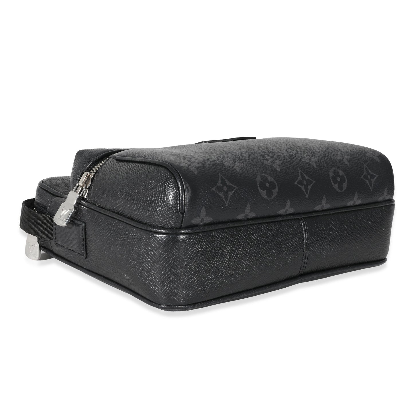 Louis Vuitton Louis Vuitton Black Taiga Monogram Eclipse Canvas Outdoor Messenger