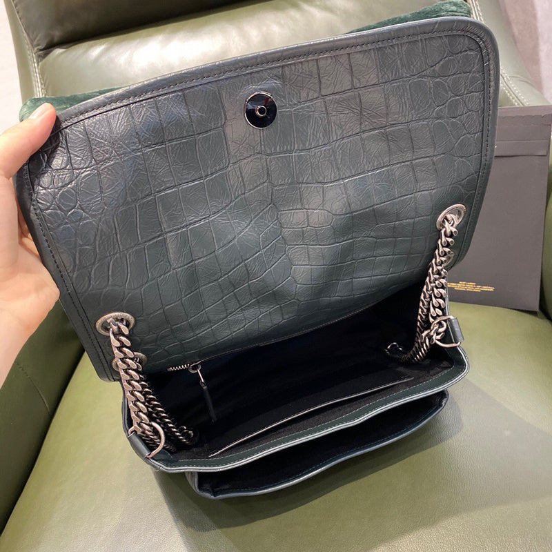 Amelia - YSL Bag - 3705