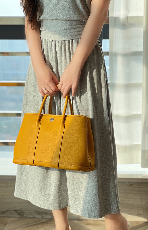 Amelia - HMS Bags - 1751