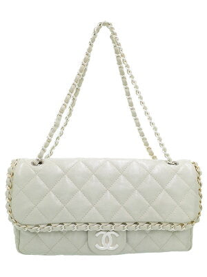 Chanel Matelasse Leather Chain Shoulder Bag