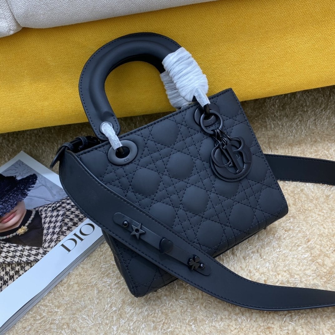 LADY MY ABC BAG 20CM BLACK ULTRAMETTE CANNAGE CALFSKIN Amelia