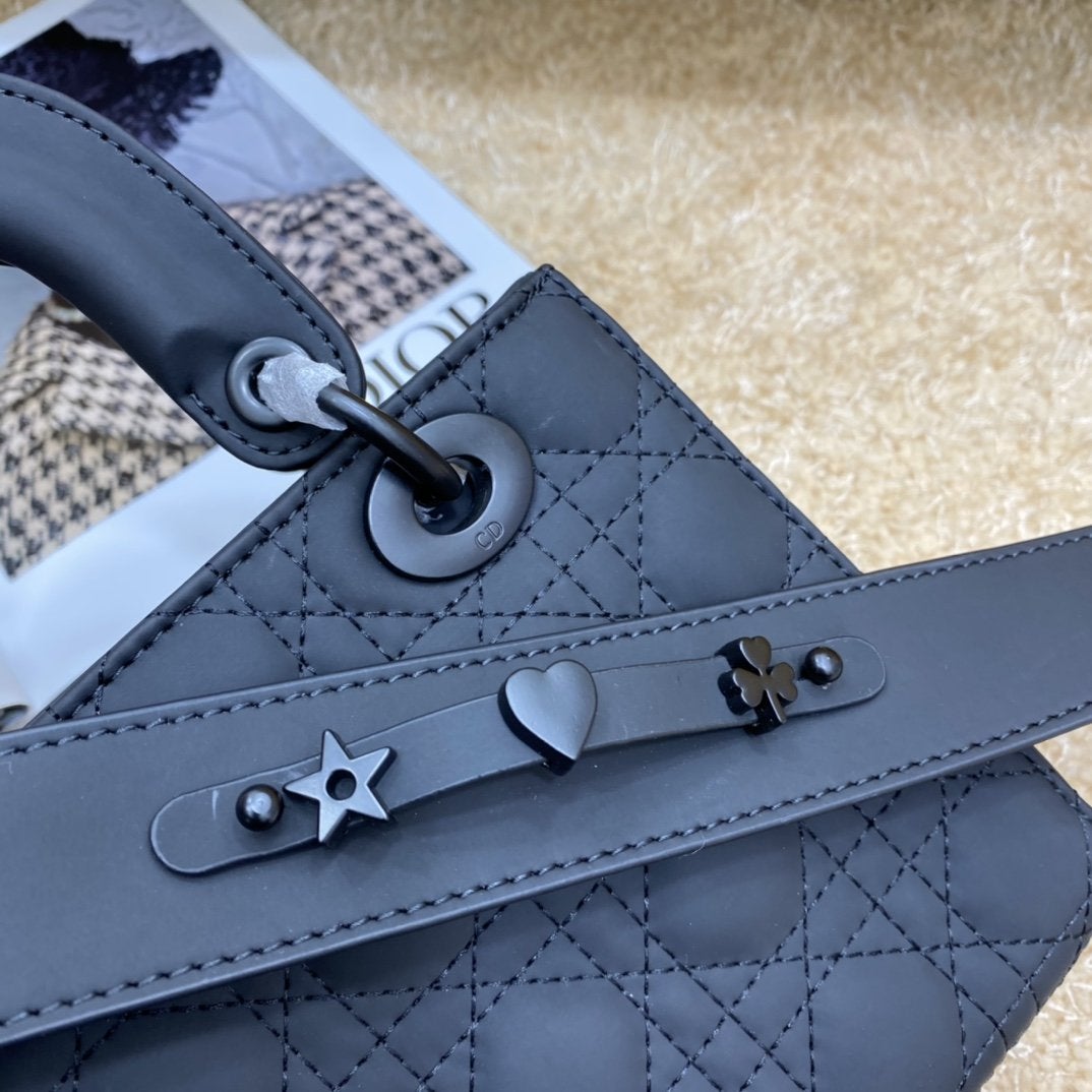 LADY MY ABC BAG 20CM BLACK ULTRAMETTE CANNAGE CALFSKIN Amelia
