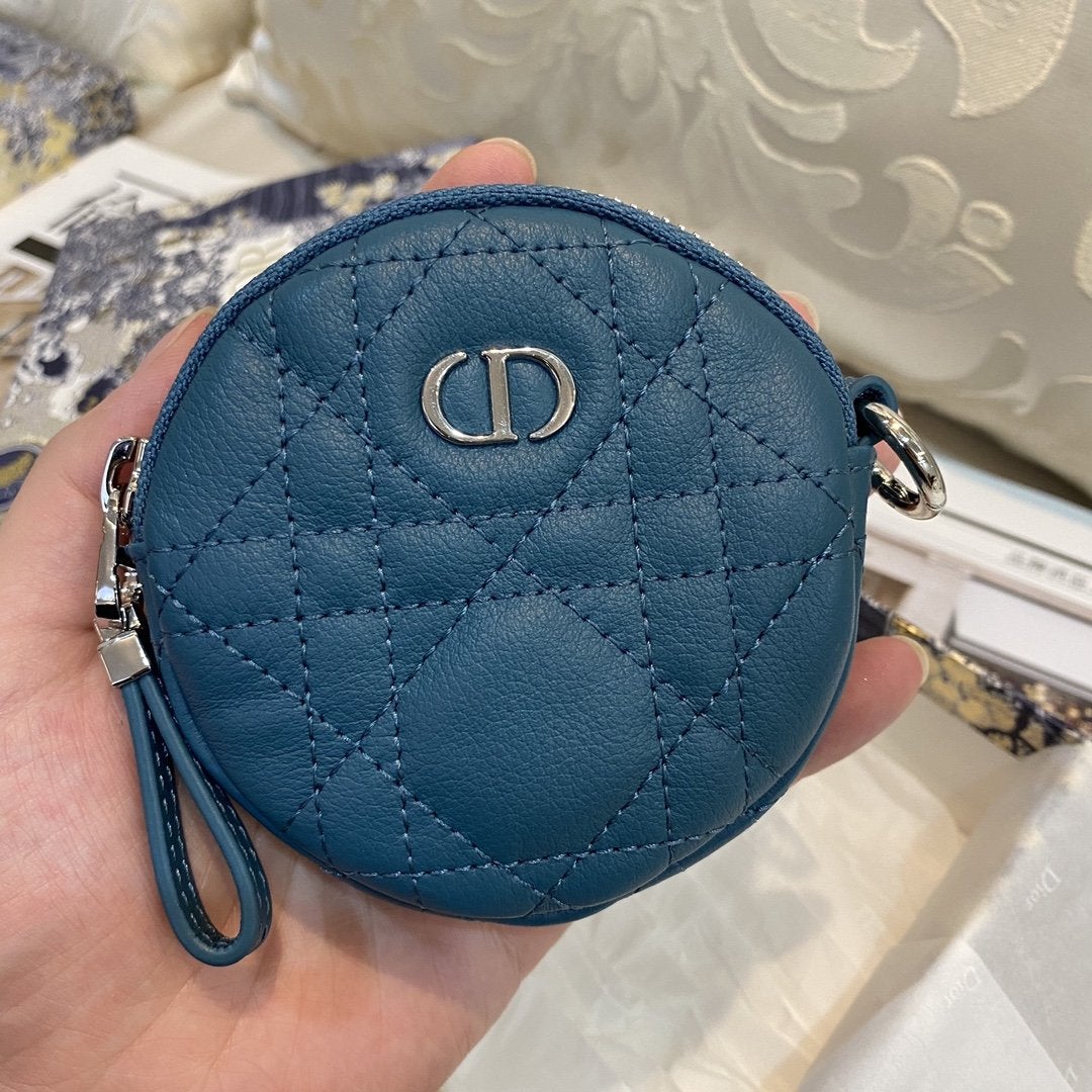 DETACHABLE CARO ROUND COIN PURSE DEEP OCEAN BLUE CANNAGE CALFSKIN Amelia