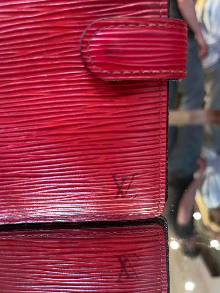 Louis Vuitton Red Epi Agenda