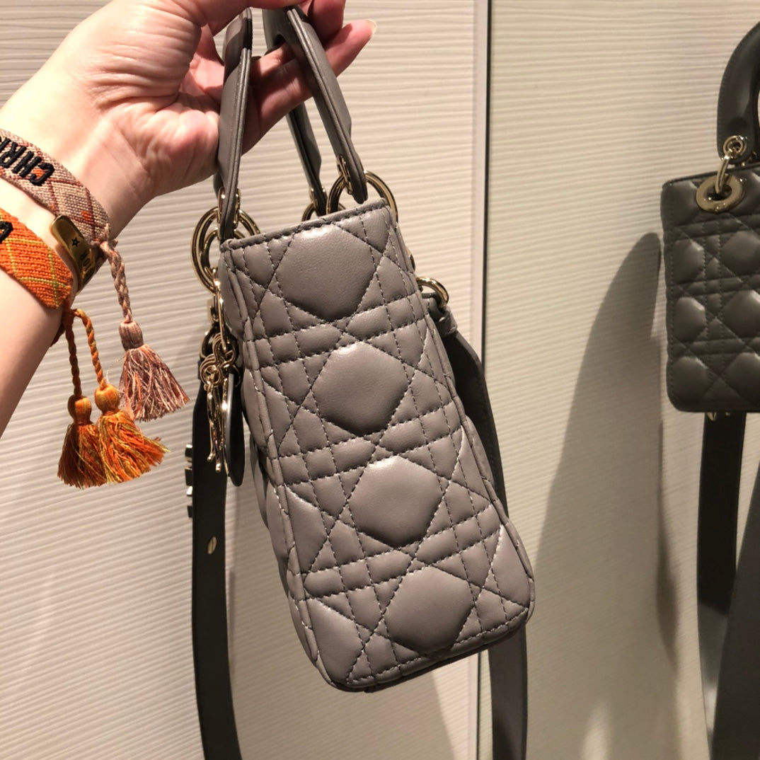 SMALL LADY 20 MY ABC GREY LAMBSKIN Amelia