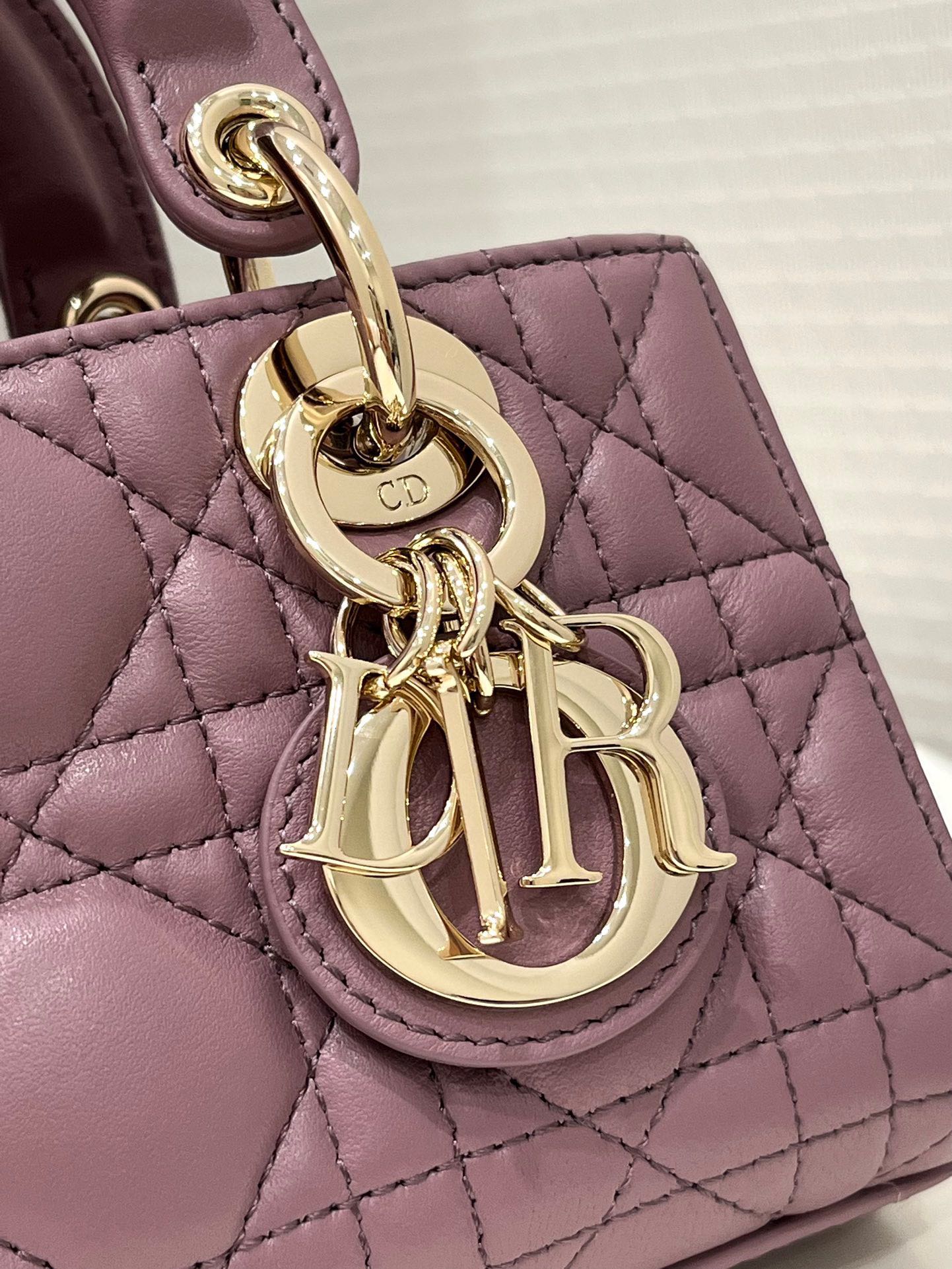 LADY D-JOY 16 MICRO PURPLE LAMBSKIN Amelia