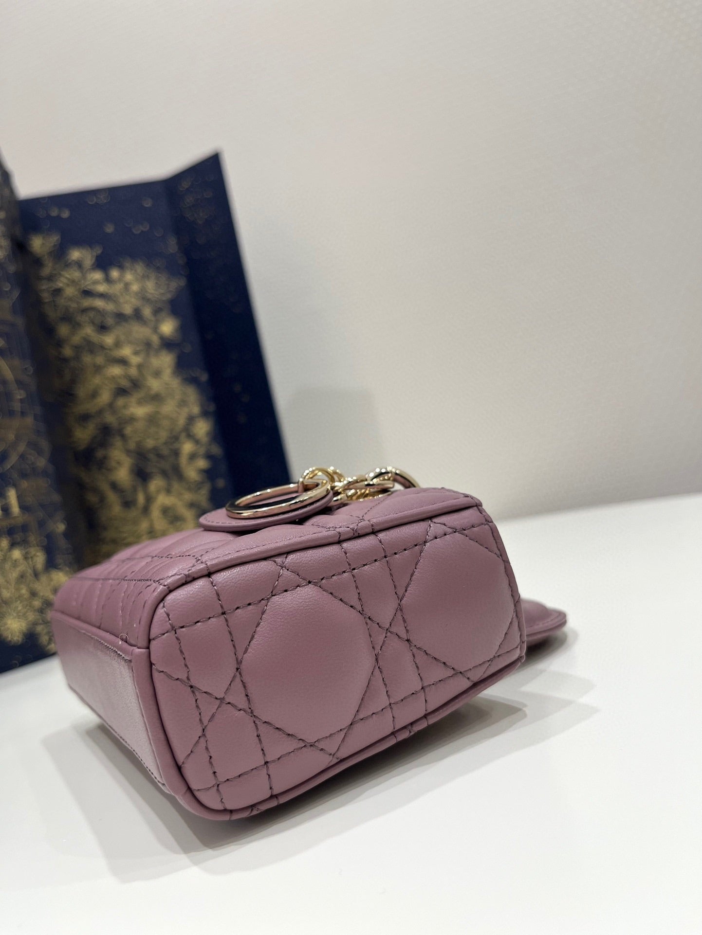 LADY D-JOY 16 MICRO PURPLE LAMBSKIN Amelia