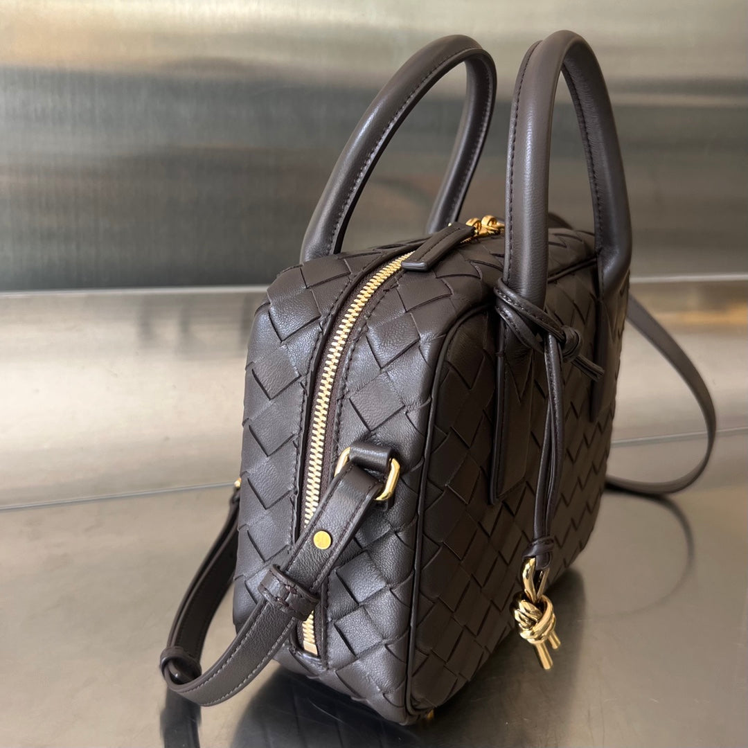 Amelia GETAWAY SMALL 23CM CHOCOLATE LAMBSKIN Amelia Amelia