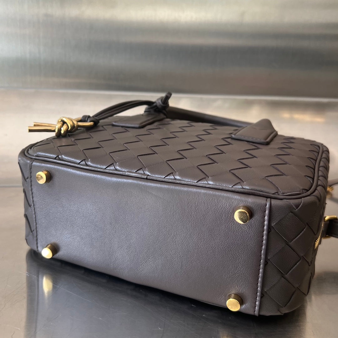 Amelia GETAWAY SMALL 23CM CHOCOLATE LAMBSKIN Amelia