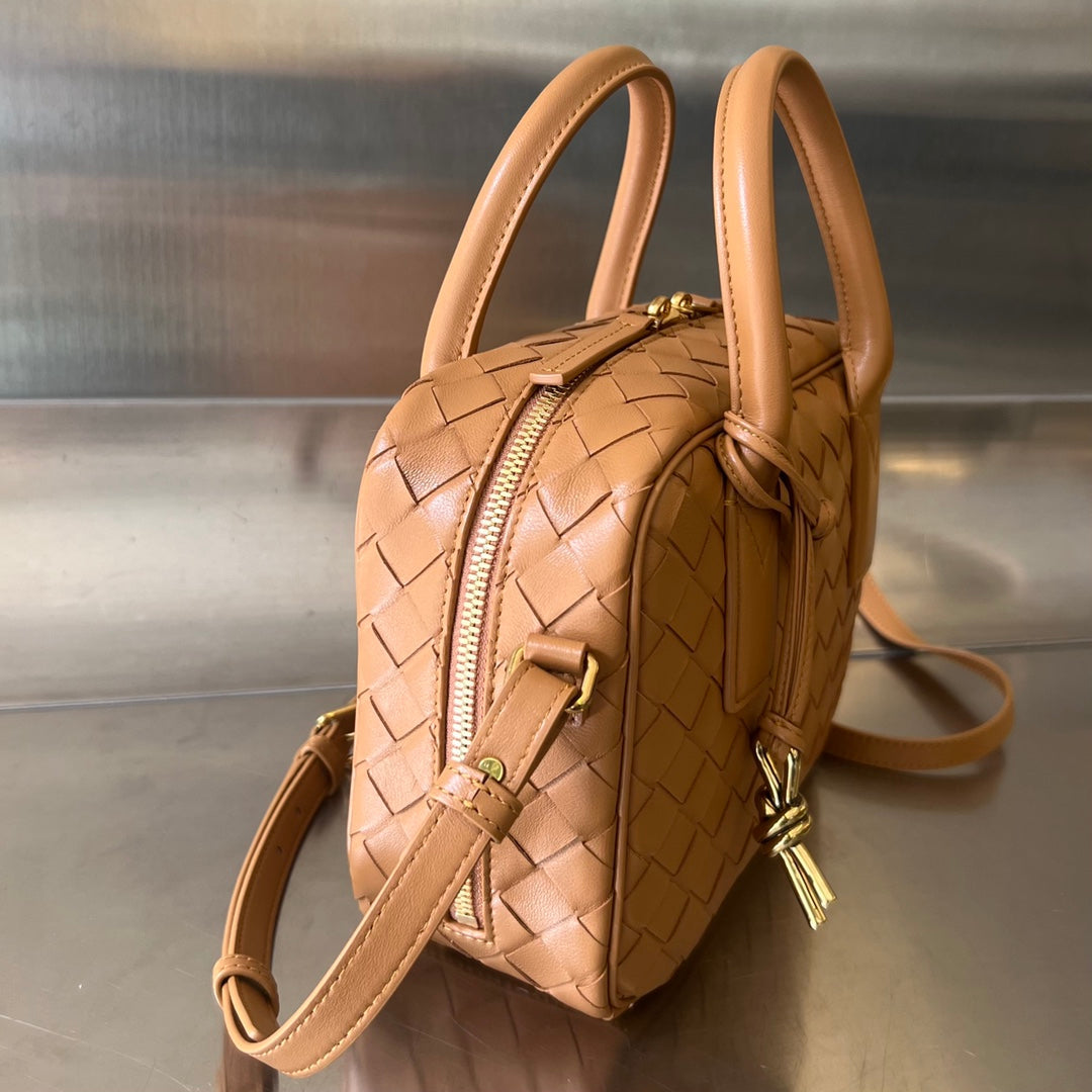 Amelia GETAWAY SMALL 23CM BROWN LAMBSKIN Amelia