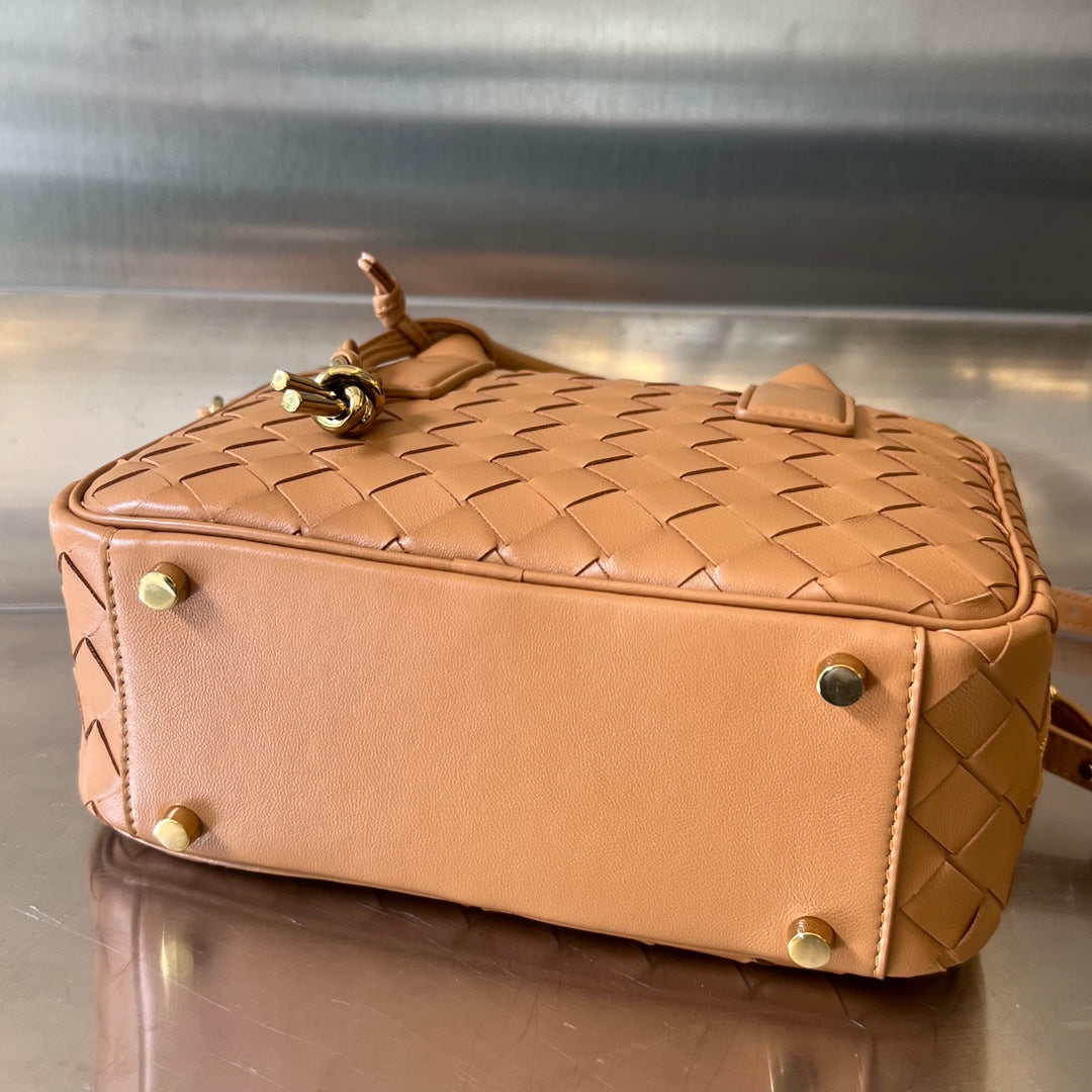 Amelia GETAWAY SMALL 23CM BROWN LAMBSKIN