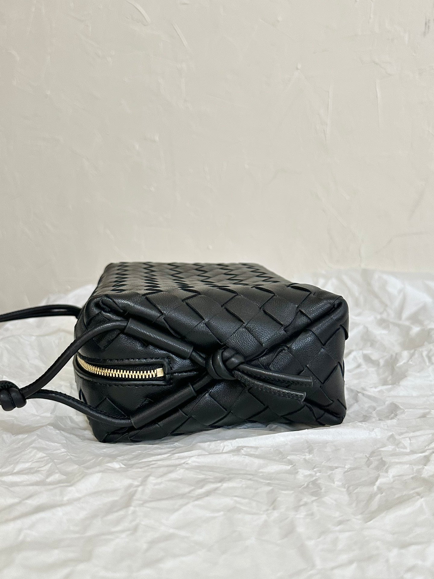 Amelia LOOP SMALL 23CM BLACK CALFSKIN