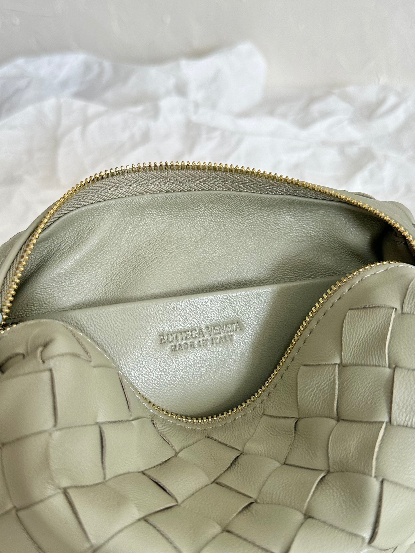 Amelia LOOP MINI 17CM KHAKI CALFSKIN