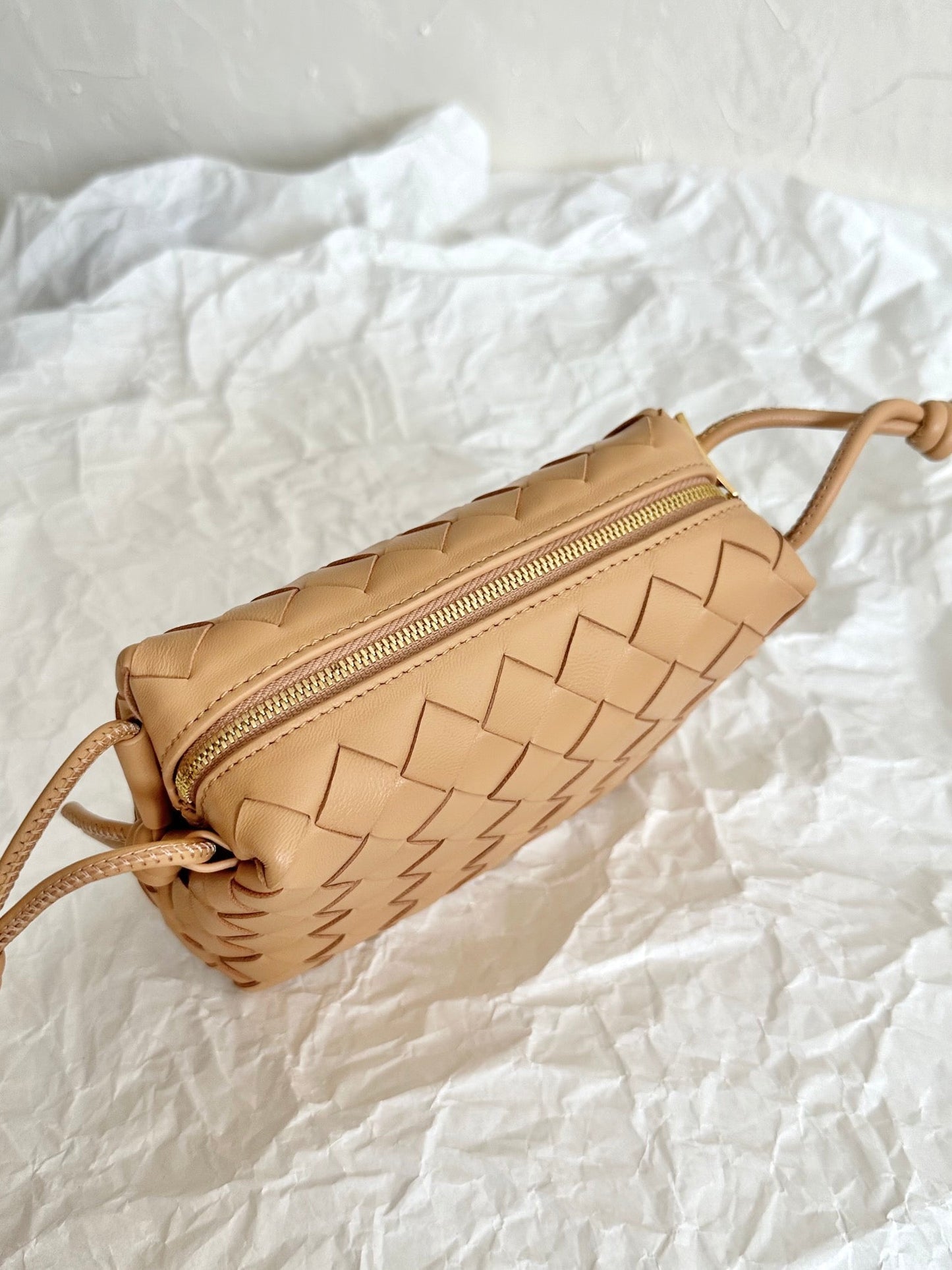 Amelia LOOP MINI 17CM BEIGE CALFSKIN