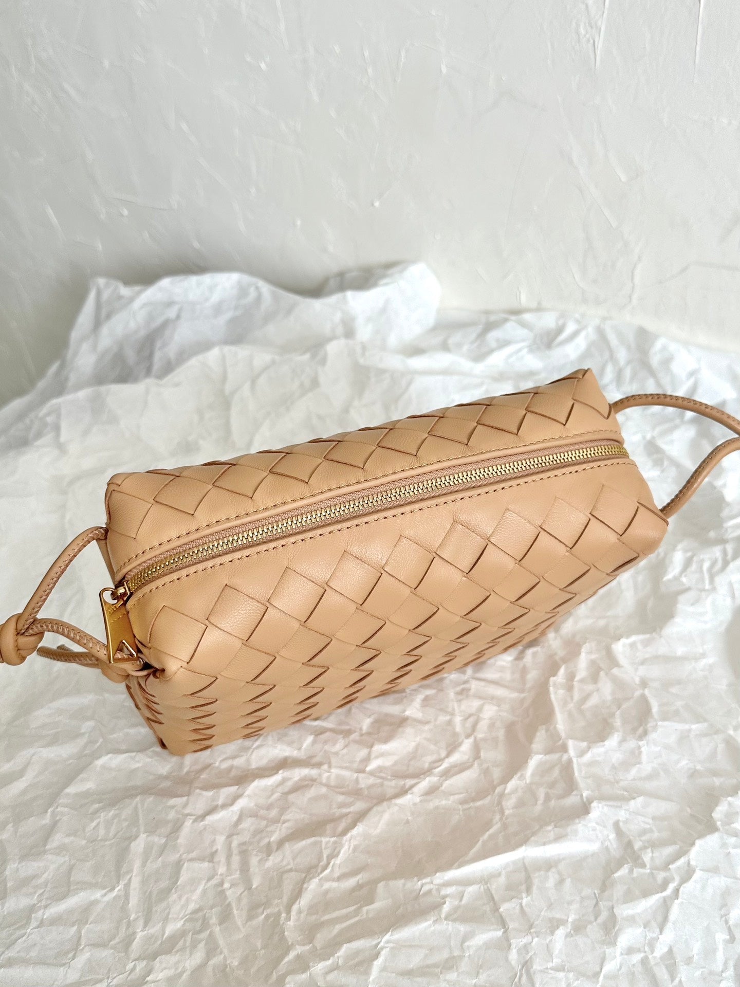 Amelia LOOP SMALL 23CM BEIGE CALFSKIN Amelia