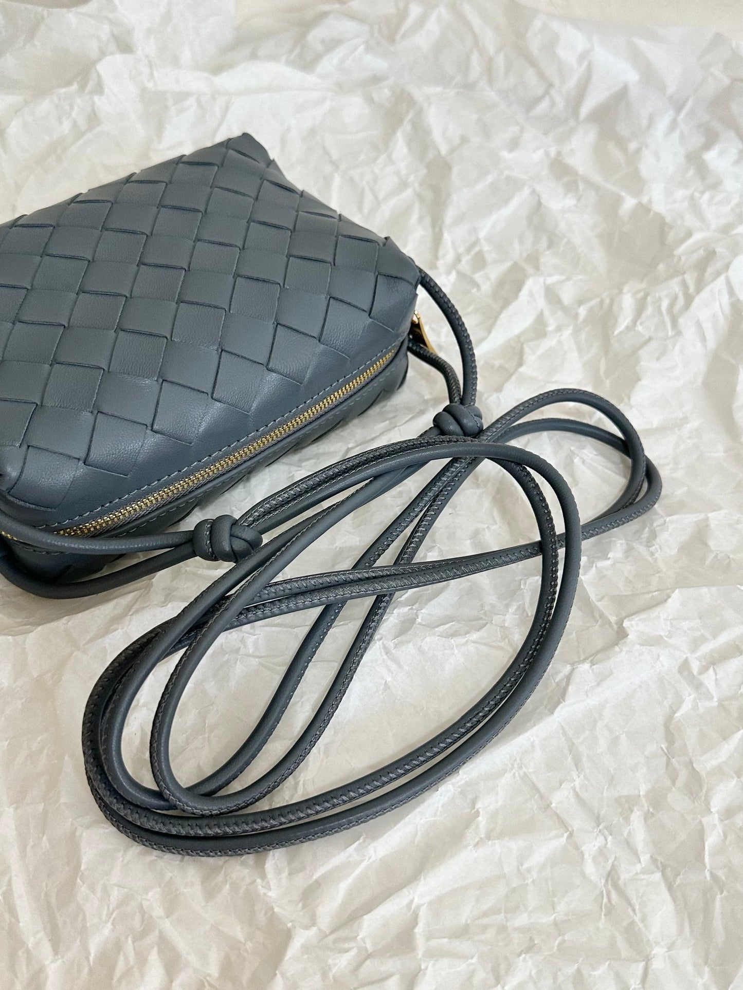 Amelia LOOP MINI 17CM GREY CALFSKIN Amelia