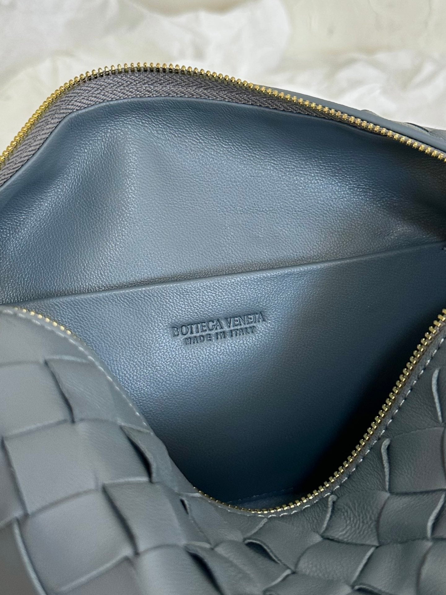 Amelia LOOP SMALL 23CM GREY CALFSKIN Amelia