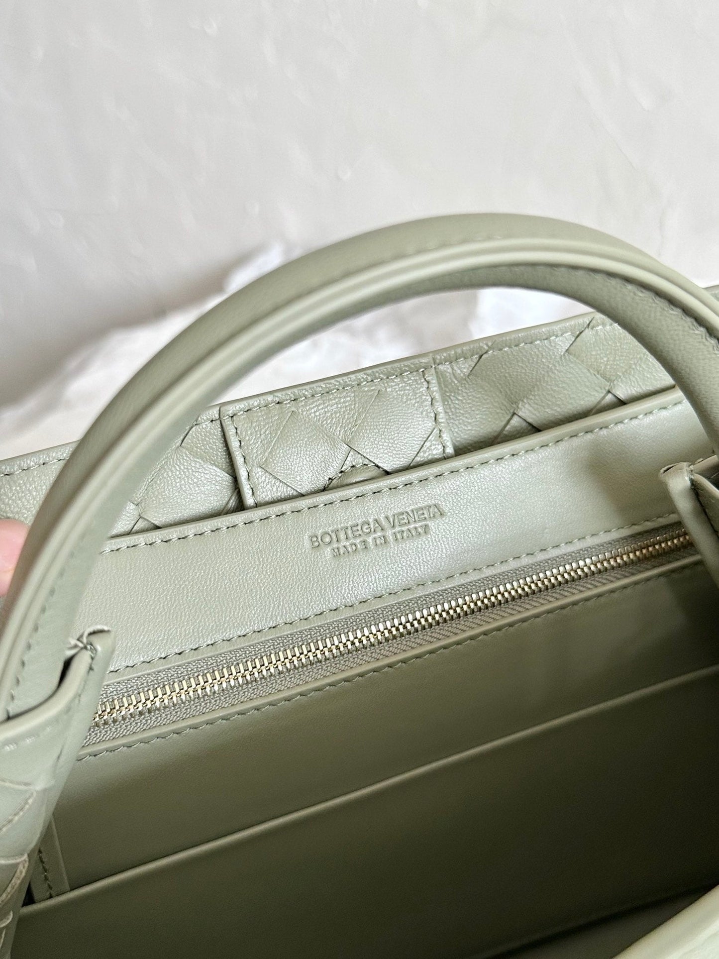 Amelia SMALL ANDIAMO 25CM LIGHT GREEN LAMBSKIN Amelia Amelia